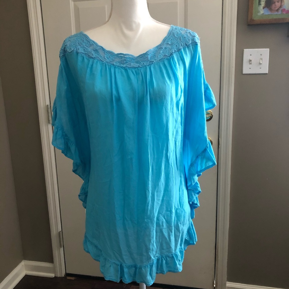 Gaya Ruffle Dolman Sleeve Top